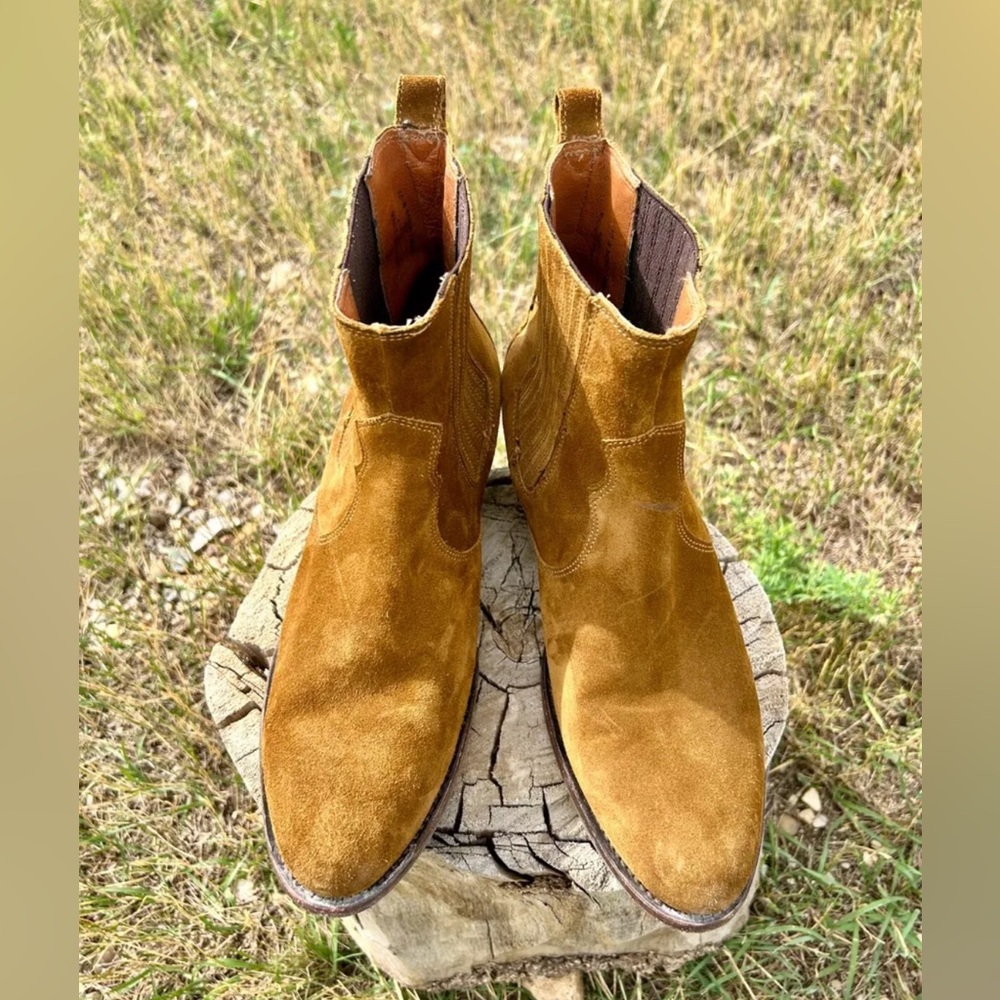 Frye Diana Chelsea Boots - Picture 7 of 9